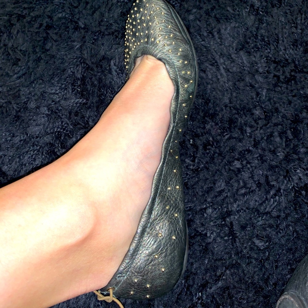 Flats - Picture 2 of 2